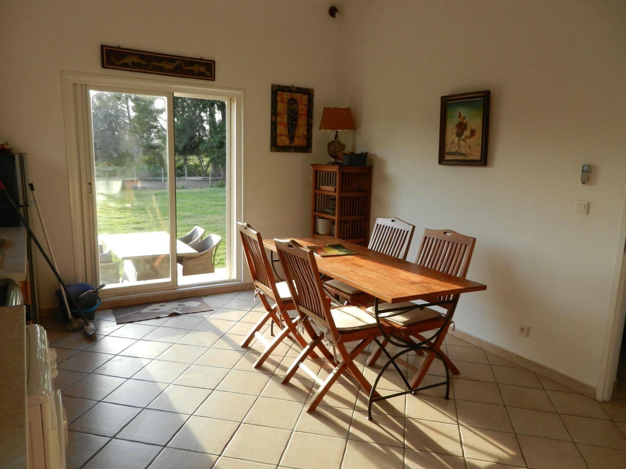 Monica Di Ferienhaus Sorbo-Ocagnano